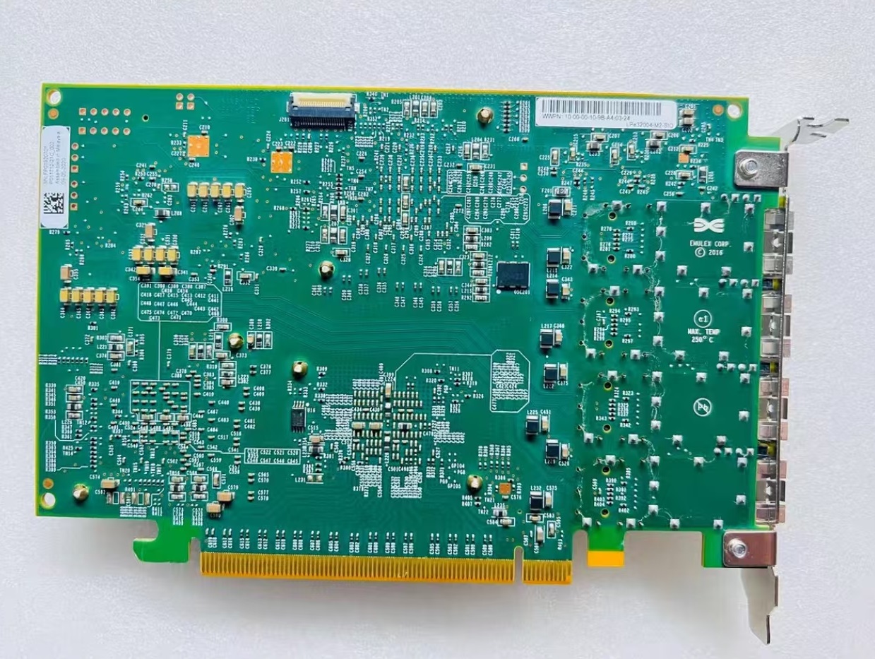 EmulexLPe32004-M2-SIO.3