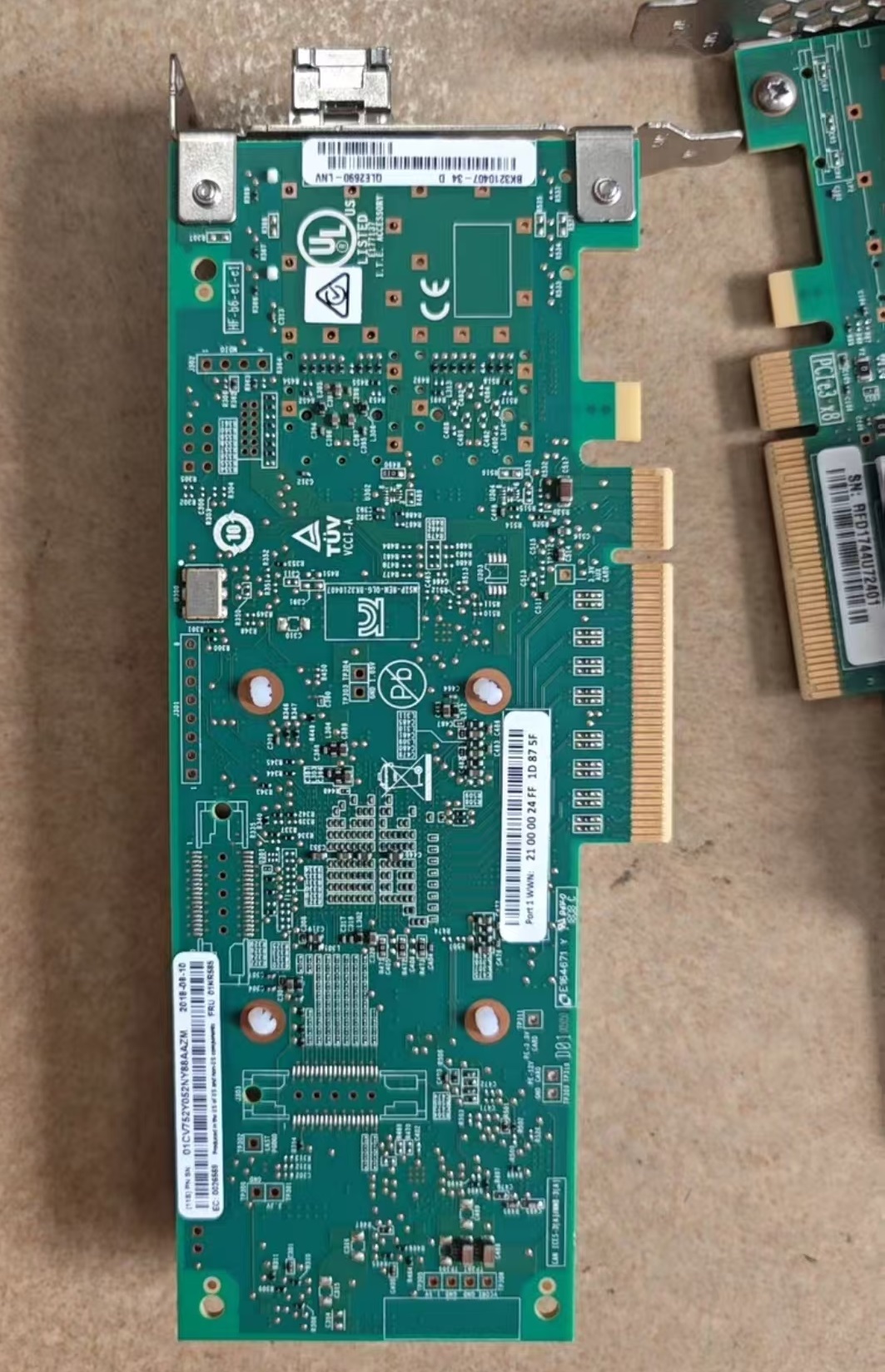 01CV75001CV75201CV753QLE2690-LNV.2